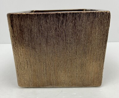 Unlimited Containers Inc Etched Metallic Copper 6'' Low Square Vase CPR87CO