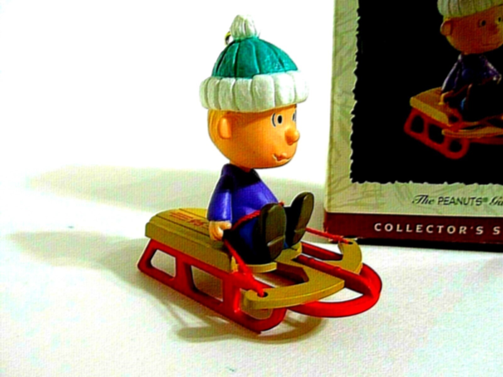 SNOOPY Charlie Brown Peanuts Hallmark Christmas Ornament Linus 1993 Vintage