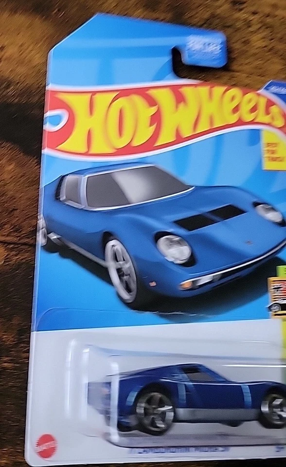 Hot Wheels '71 Lamborghini Miura SV #202/250 HW Exotics #5/10 ( Awesome Card)π - Image 3 of 4