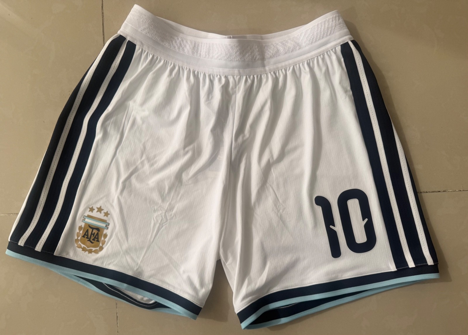 ARGENTINA MESSI AUTHENTIC SHORT WC 2026 WHITE
