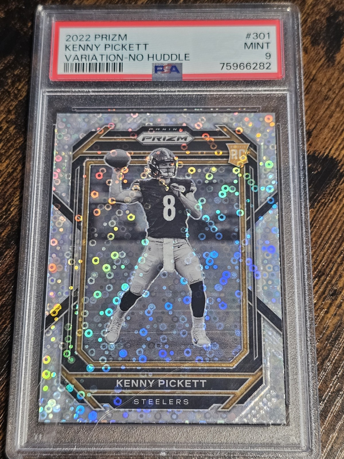 2022 Panini Prizm Kenny Pickett RC No Huddle Variation Rookie #301 PSA 9 MINT SP