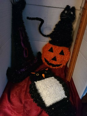 COLLECTIBLE VINTAGE HALLOWEEN 
