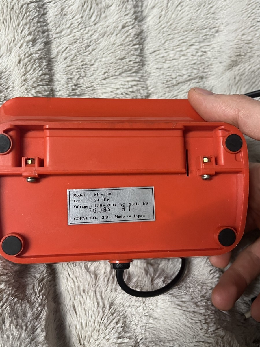 Vintage Japenese Copal Red SP-128 70s flip-alarm-clock, EU version