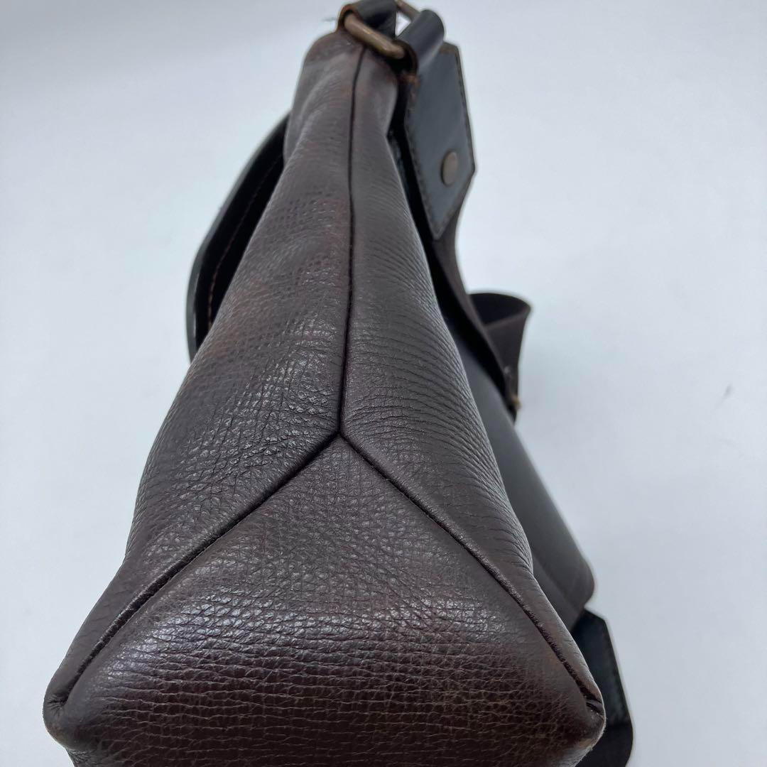 上品なレザーでエレガント♪ Louis Vuitton ノヴァ MM LOUIS VUITTON M92994 Utah Ohama Bag Messenger Bag Flap
