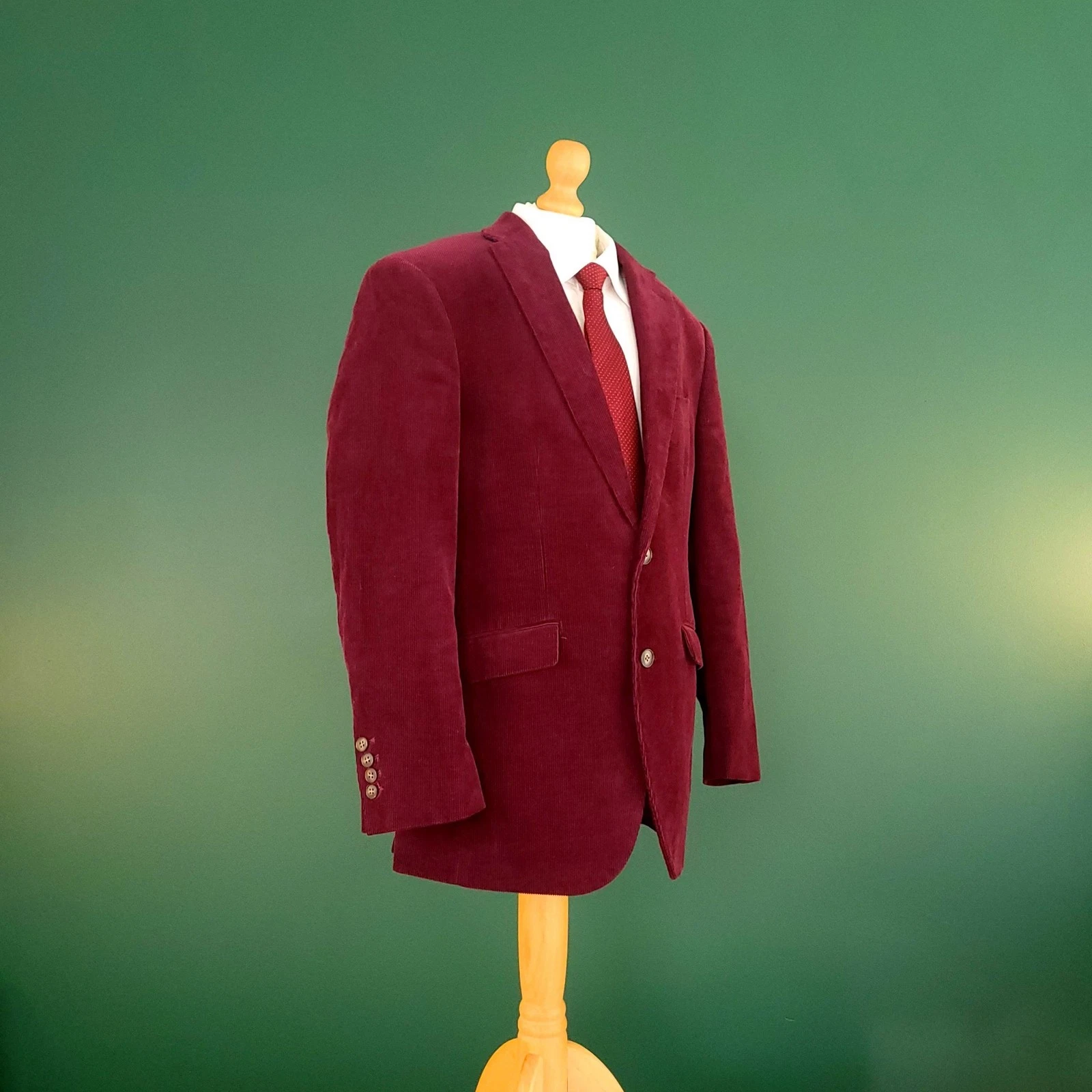 Samuel Windsor Corduroy Blazer Jacket Mens 38S Regular Fit Burgundy Sport Coat
Opens in a new window