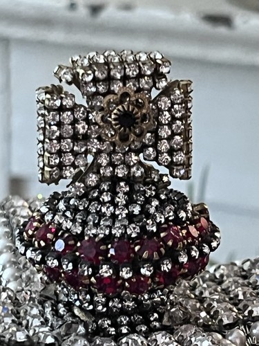 Vintage Royal Crown Museum Rare Prong Set 1000+ Jewels Rhinestones STUNNING