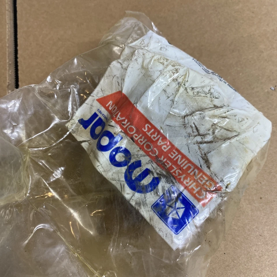 NOS MOPAR Front Wheel Bearing 4641120 Dodge Plymouth Neon 1995-1999 - Изображение 3 из 4