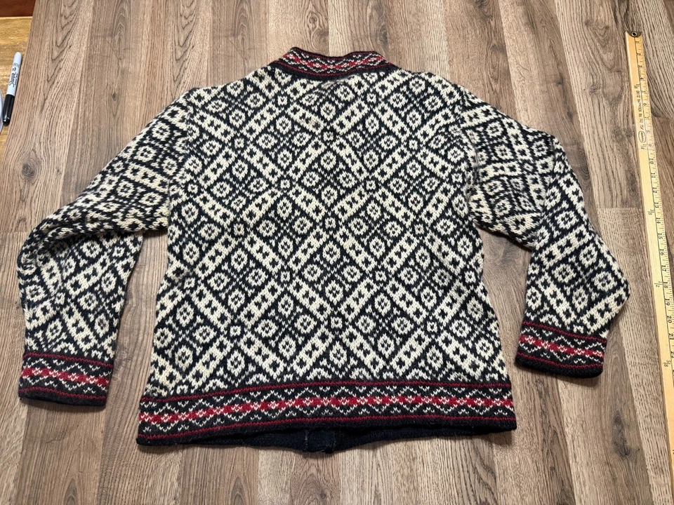 Vintage L.L. Cardigã Bean Sweater Feminino Tamanho G Branco Preto Botão Ilha Justa - Imagem 2 de 4