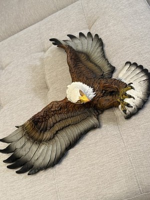 American bald eagle By W. Ray Bosons England