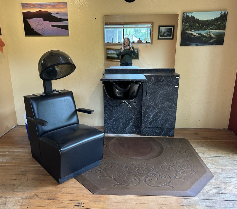 Black Salon Backwash Unit w/ Built-In Shampoo Sink/Bowl and Cabinet