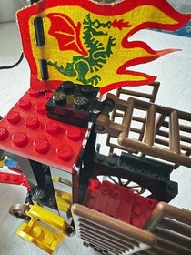 (L-2) Lego System 6056 Dragon Nights Dragon Wagon with Instructions
