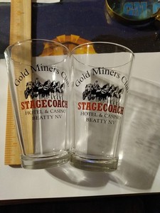 2 Gold Miners Club Stagecoach Hotel Casino Beatty NV Glass Beer Glasses