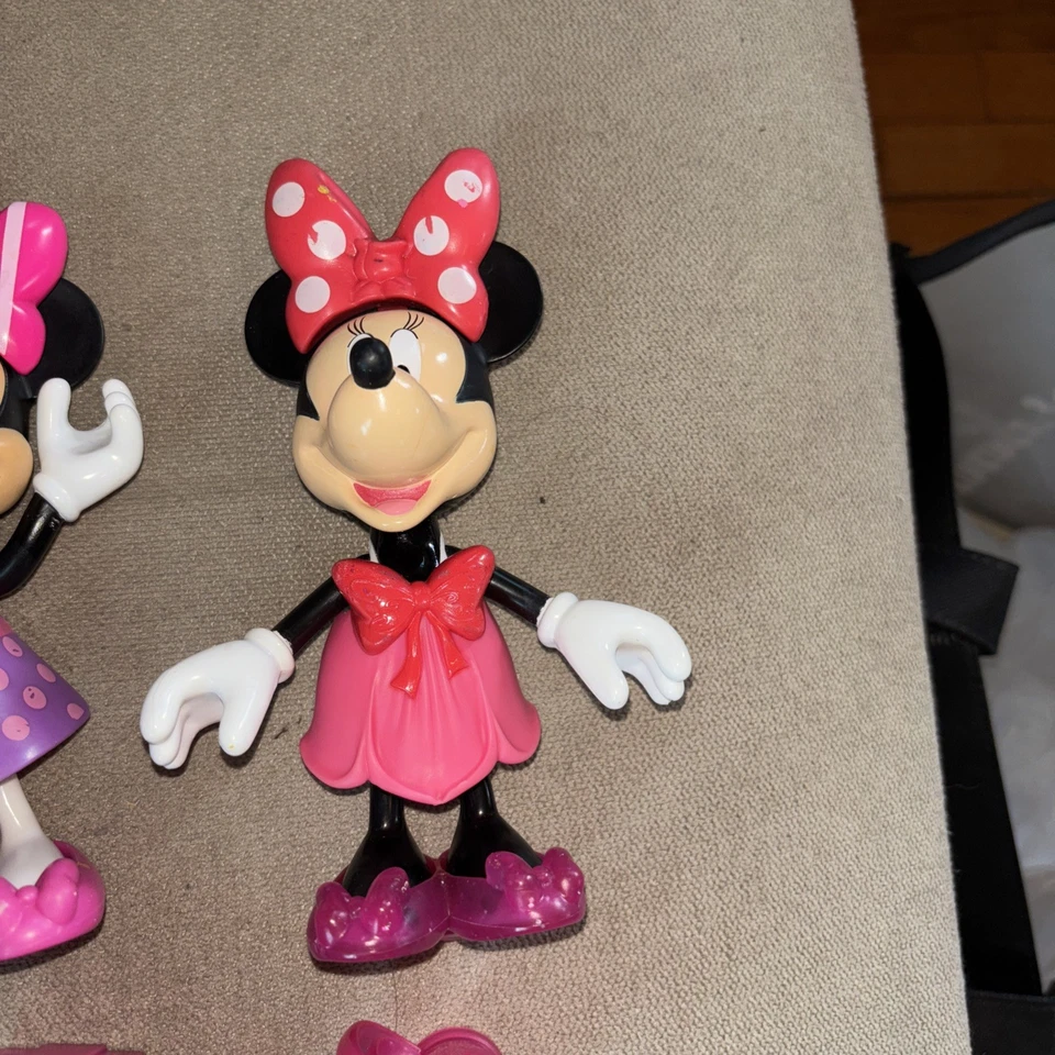 3 Disney Minnie Mouse Dress Up Doll Bowtique Snap N Style Figures & Accessories - Image 2 of 4