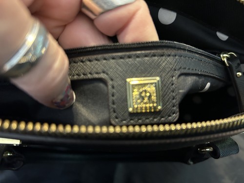 ANNE KLEIN SCHWARZ KUNSTLEDER GOLD AKZENTE HANDTASCHE NEU OHNE ETIKETT - Bild 7 von 9