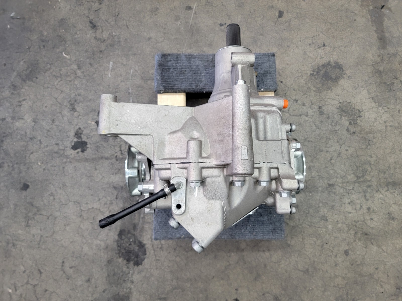 LAMBORGHINI AVENTADOR LP700 LP740 LP750 LP770 REAR DIFFERENTIAL OEM 0B9500043C