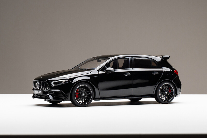 Kiloworks 1:18 Mercedes-Benz AMG A45 S Alloy Full Open Simulation