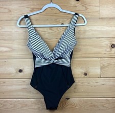 Cupshe Twist Scoop Back One Piece Swimsuit Black White Striped XS NWT