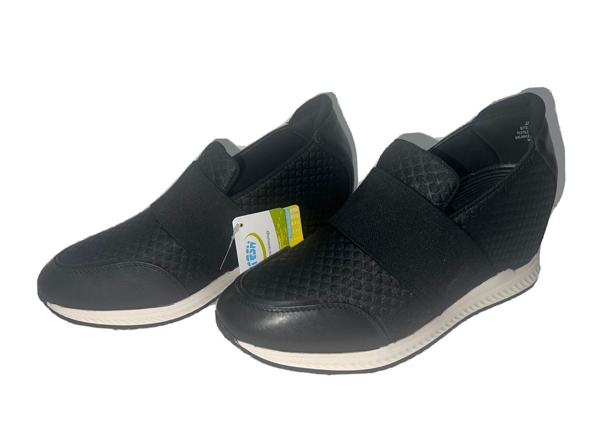 Baretraps Women's Jamese Casual Slip-On Wedge Sneaker Size 9W Black