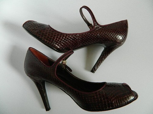 Women's Ralph Lauren Brinly Burgundy Snakeskin/Suede 3.75” Heel Shoes, Size 7.5M - Picture 6 of 12