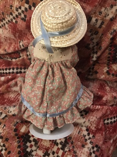 Robert Raikes bear, with a flowered dress - Picture 5 of 5