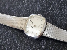 Vintage Rado Silky Manual Winding Swiss made Lady Silver Dial Mesh band