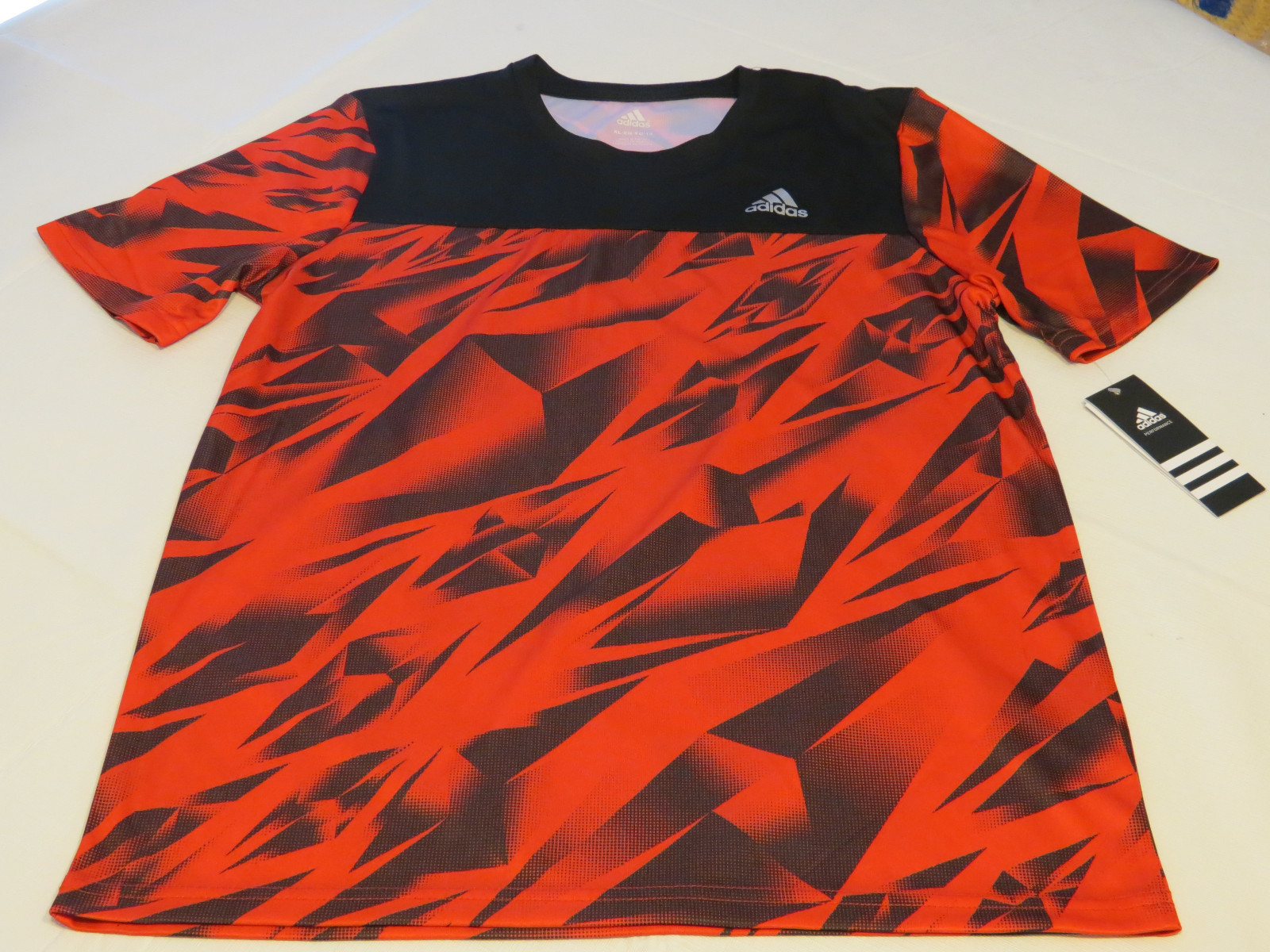 Boys Youth Adidas XL 18 SS t shirt B-M8NLN black scarlet red NEW NWT active