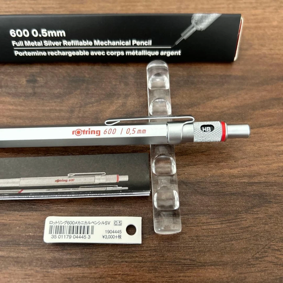 Lápiz mecánico Rotring 600 plateado de 0,5 mm Foto 3 de 4
