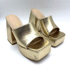 Chase + Chloe DREW-1 Metallic Gold Block Heel...