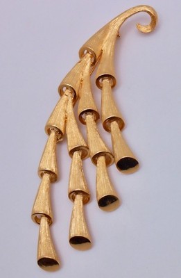 Vintage Signed KRAMER Waterfall Brooch Pin 1950s Articulated Gold-tone J35
