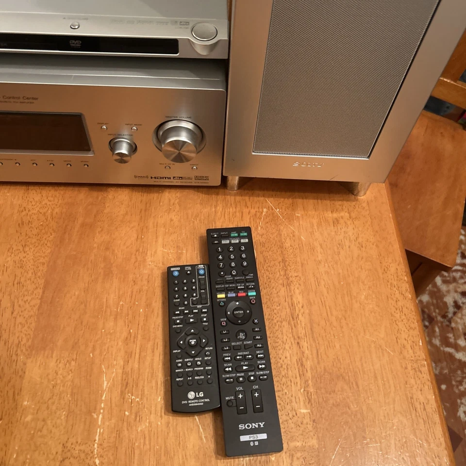 Sony STR-DG800 Digital Audio Full Kit + DvD/CD Player + Subwoofer SA-WFT3 - Image 3 of 4