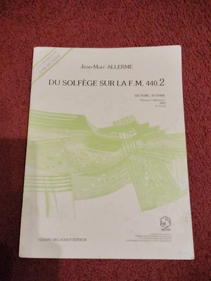 Livre "Du Solfège Sur La F.M. 440.2" - Photo 1/2