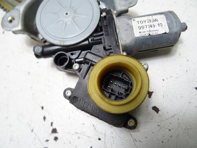 FENSTERHEBER ELEKTR. LINKS HINTEN - Toyota Corolla Verso (R10/11) 698400F020