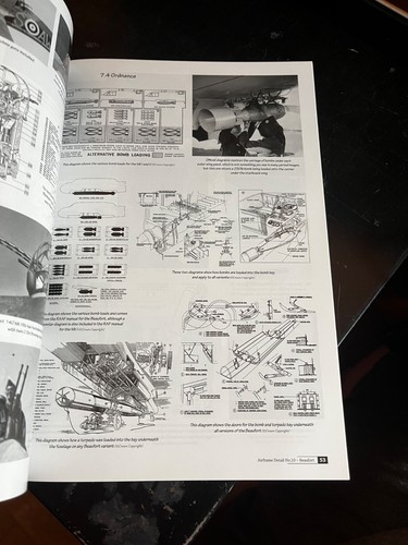 Bristol Beaufort A Technical Guide VALIANT WINGS AIRFRAME DETAIL #10 RARE - Picture 9 of 14