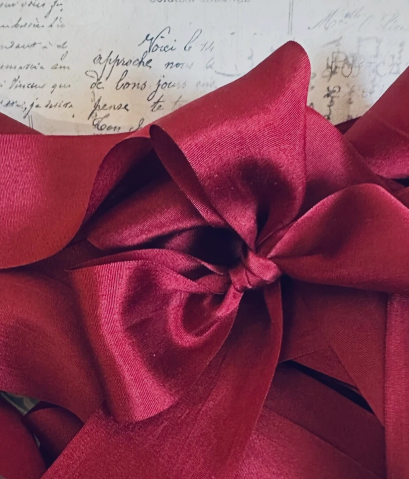 6 Yardas BORGOÑA REAL Cinta de Seda 1.25"/100% CINTA DE SEDA REVISTAS RELOJ VIDEO Foto 2 de 4