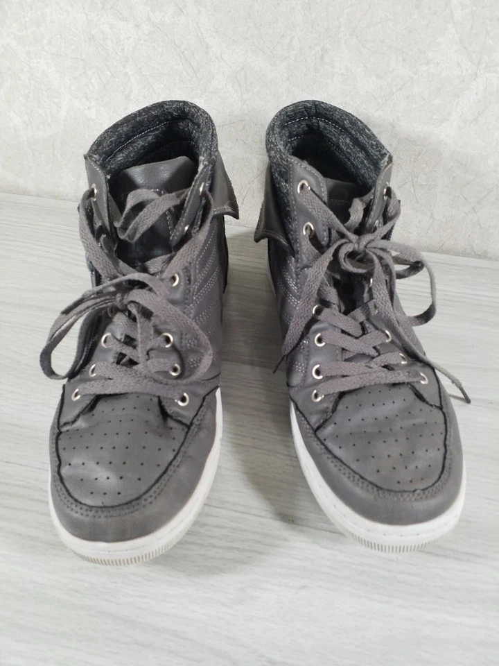 Zapatillas altas con cremallera lateral plegables grises para mujer talla 8,5 Polo Assn EE. UU. Foto 2 de 4