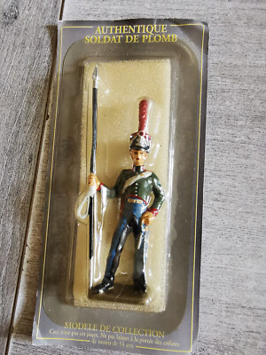 Lot De 10 Figurines Soldats De Plomb Anciens – Collection Militaire Rare – Vintage