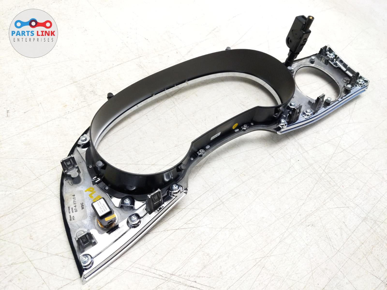 Bentley Bentayga 2016-2020 Left Dashboard trim panel