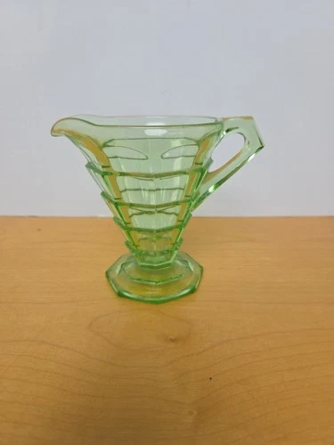 Vintage Indiana Glass Green Depression Tea Room Art Deco Creamer