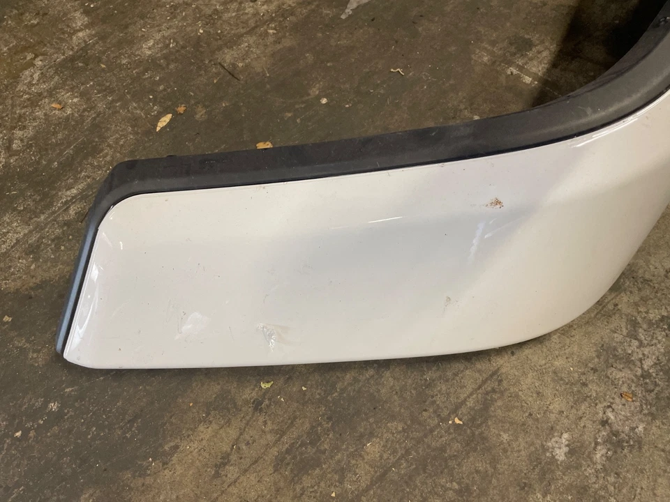 Jeep Wrangler JK 2018-2024 fabricante de equipos originales rueda de gladiador moldura de acampanada FL 6CE67TZZAH Foto 3 de 4