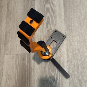 October Mountain Products Versa-Cradle Bow Vise Orange Black (Missing the clamp)