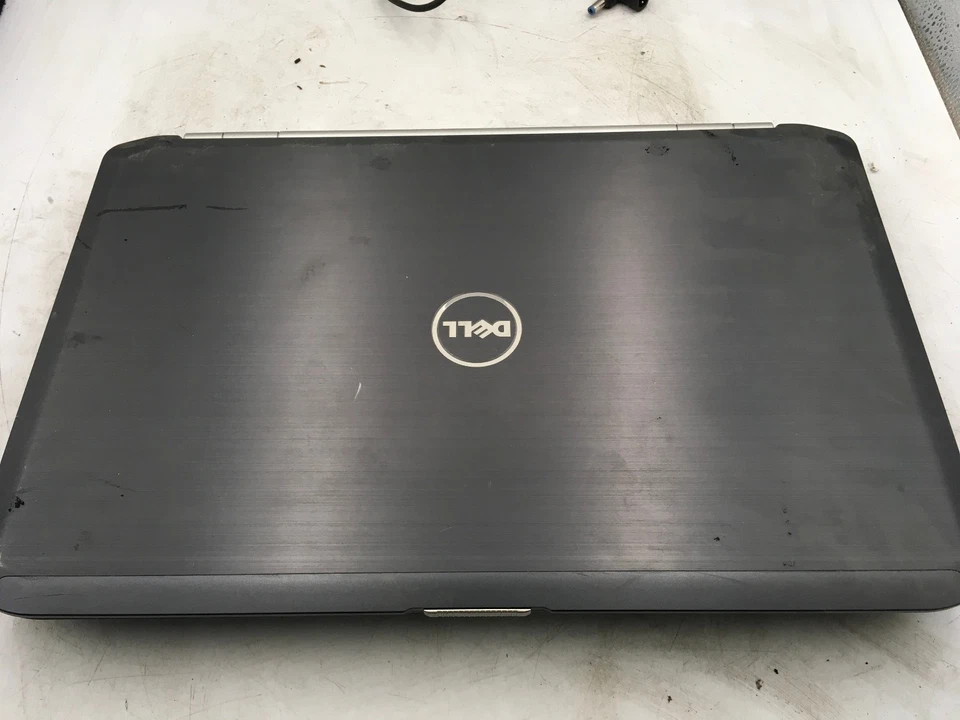 DELL LATITUDE E5520 - BOOTS TO BIOS - INTEL I5 2520M - 2GB RAM - 15" - READ - BB - Image 4 of 4