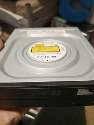 Hitachi LG GHC0N Super Multi DVD Writer SATA Schwarz Mit Kable