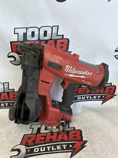 #270 Milwaukee M18 2909 20 coil roofing nailer For parts or repair ONLY!
