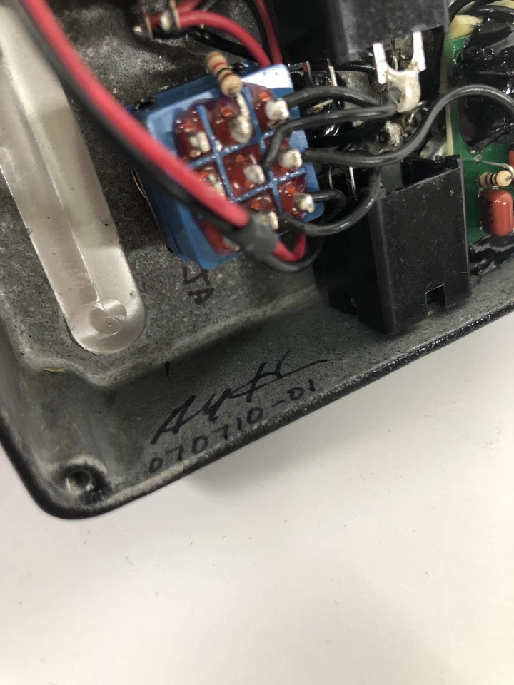 Pedal Mosferatu Alfonso Hermida, cableado a mano y firmado, raro Foto 2 de 4