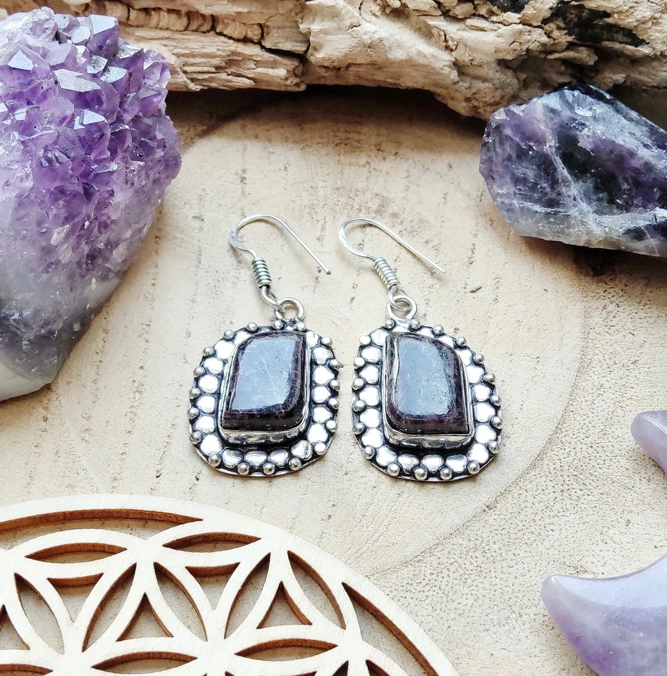 Boucles d'oreilles pendantes bohème chic en argent et charoïte - Pièce unique - Photo 4/4