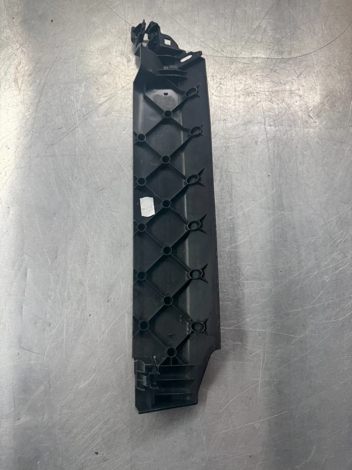 Черный отделочный чехол для переднего правого сиденья BMW 528XI 528I F10 2014-2016 годов выпуска 52107317450 - Изображение 2 из 4