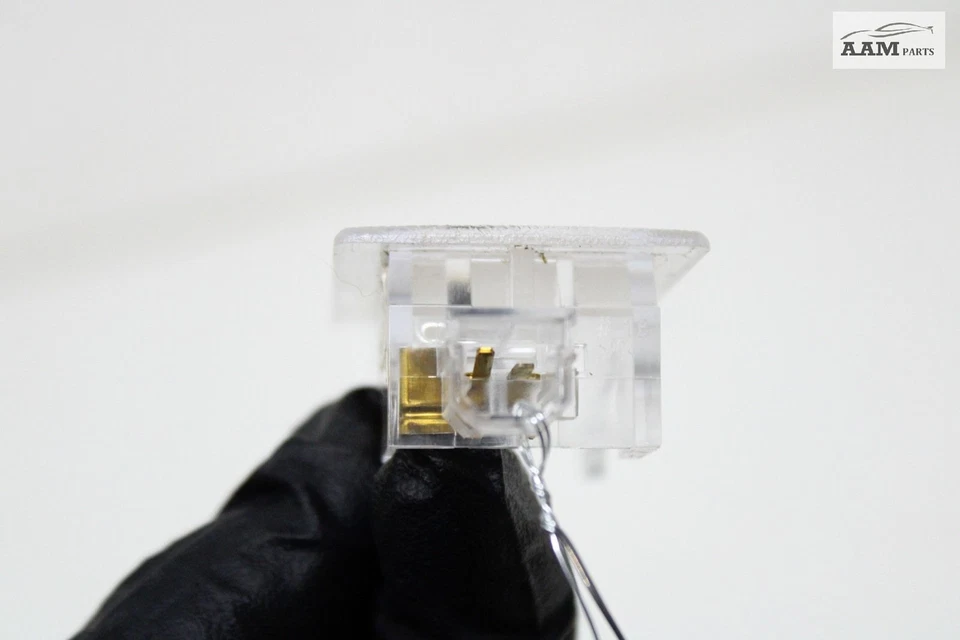 Chrysler 300 2012-2023 luz de cortesía puerta trasera o delantera izquierda o derecha OEM Foto 4 de 4