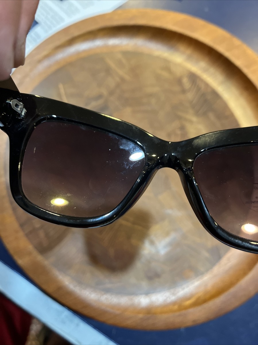 Versace 19-69 Abbigliamento Sportivo SRL Sunglasses VW118  display picture 1