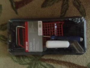 Shur-Line Good 4 Piece Paint Set, Tray, Grid, Roller Frame & 4" Foam Cover New