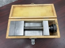 Gromax Precision Vise